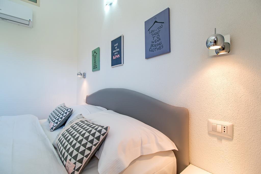 Inah Residence ドルガーリ エクステリア 写真