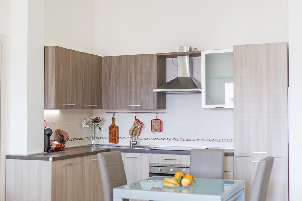 Inah Residence ドルガーリ エクステリア 写真